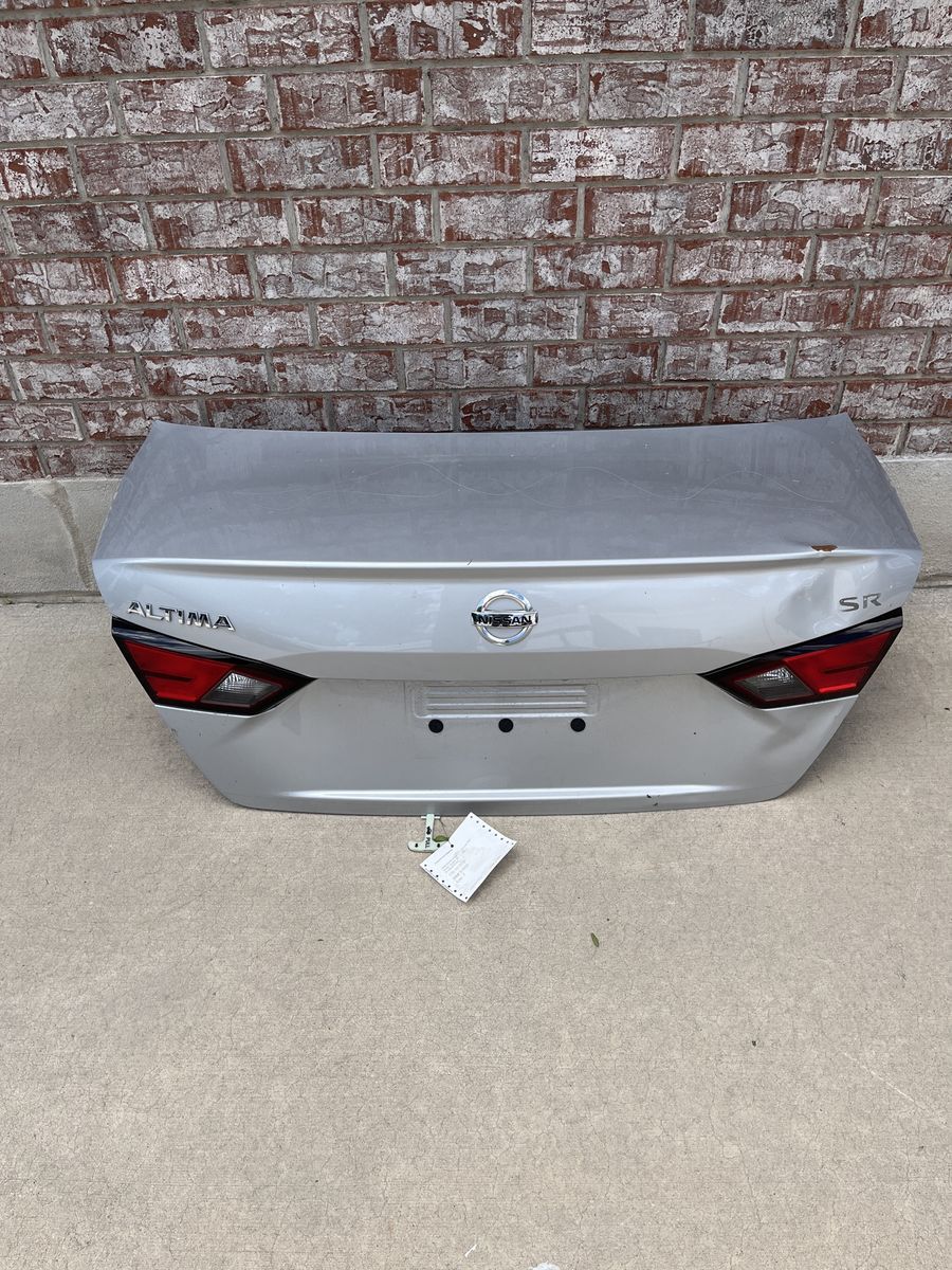 Nissan Altima Deck Lid