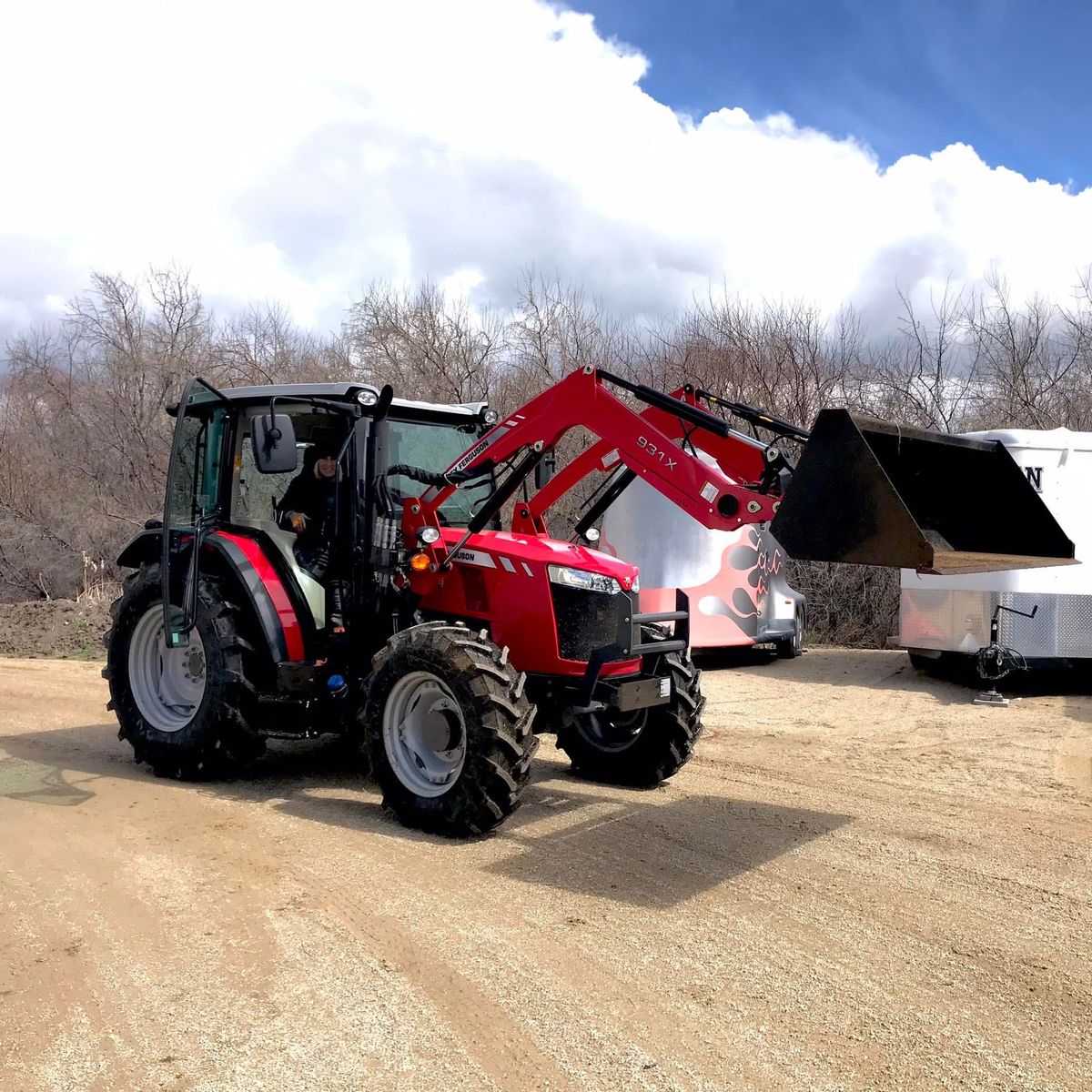 Massey Ferguson 4709 tractor with loader
