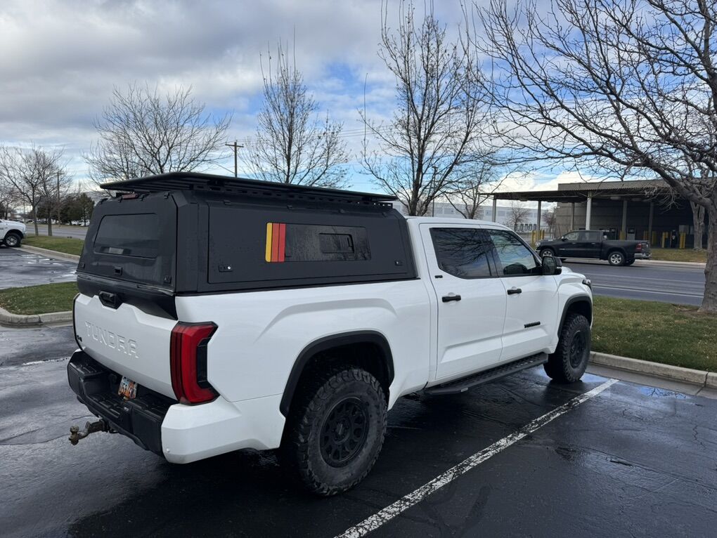 Shell/topper And Roof Rack For Toyota Tundra 6.5'