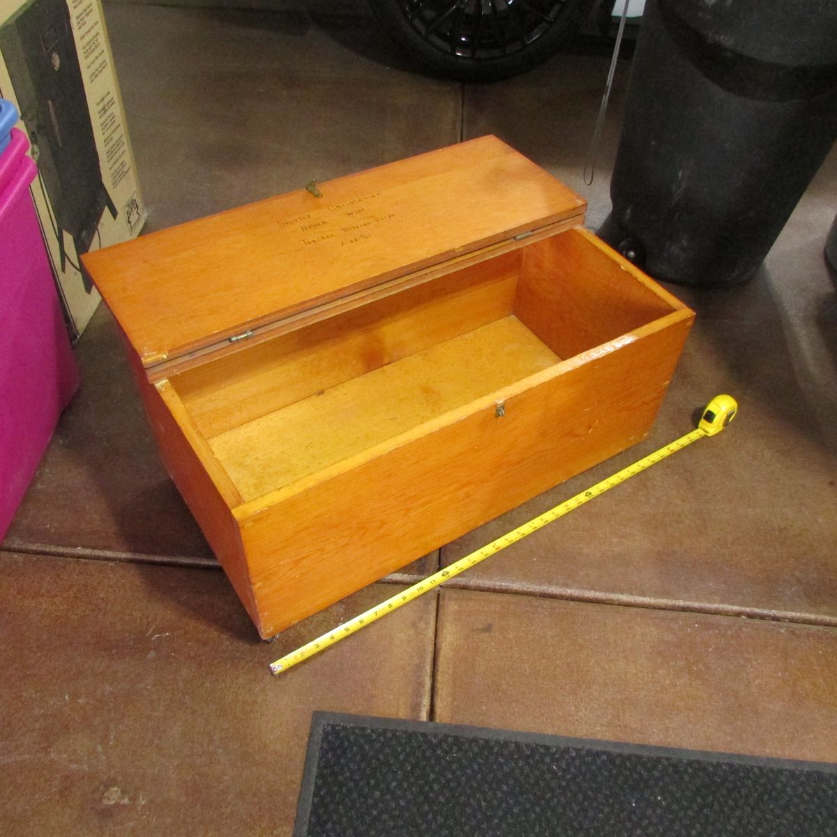 Kids Solid Wood Toy Box On Castors