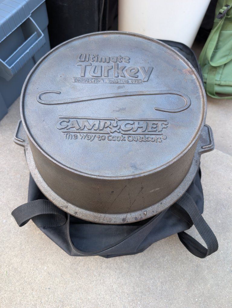 Nice Camp Chef Cast Iron Ultimate Turkey Roaster Dutch Oven Cooker Ready To Go!