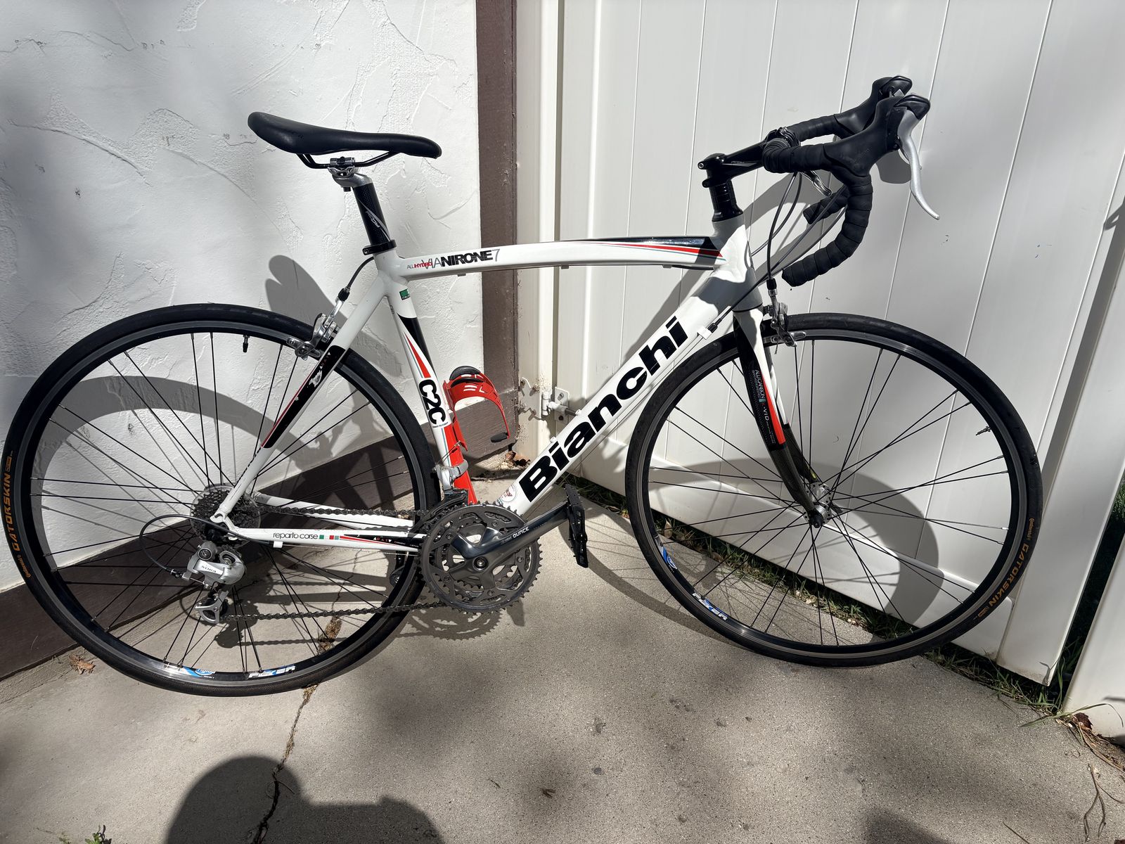 Bianchi Via Nirone 7 C2C Road Bike – Ready to Ride!