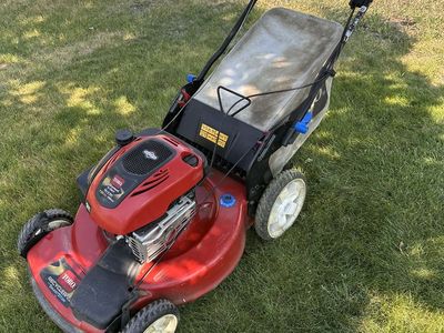 Toro Recycler SmartStow 22" Self-Propelled Lawn Mower - Runs Great