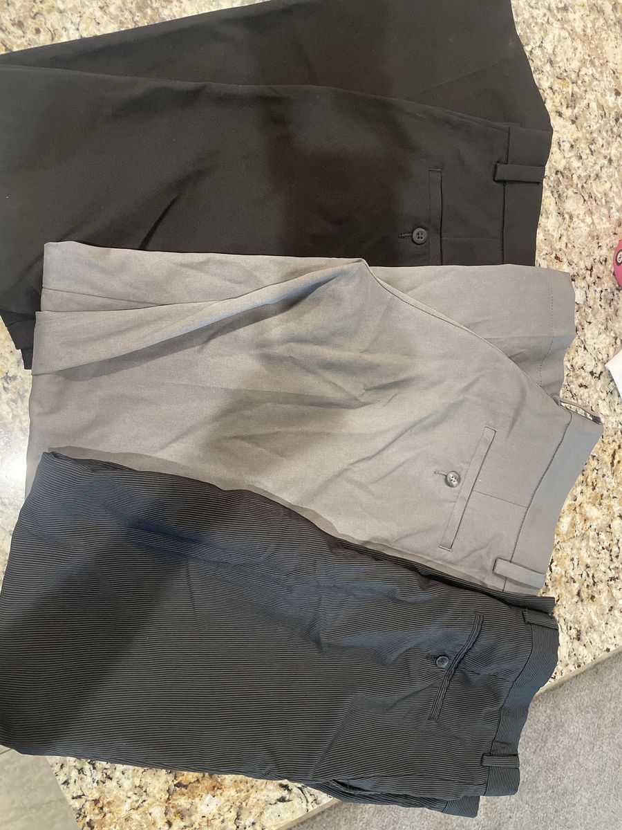 3 Men's Haggar Dress Pants Size 33x32 Black Grey Pinstripe