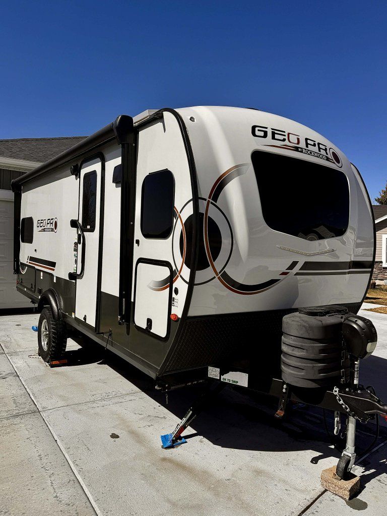 2024 Rockwood Geo Pro G20FKS – Solar + Off-Road Pa