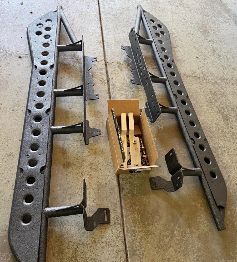 New Cali Raised- 2005-2023 Toyota Tacoma short bed Rock Sliders 