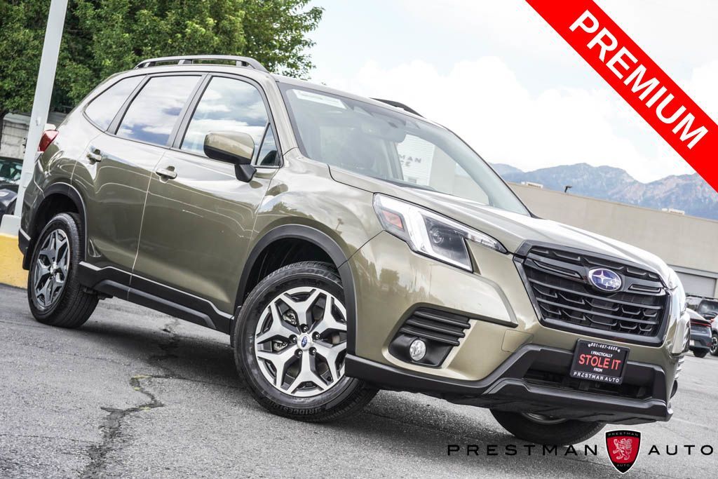 2023 Subaru Forester Premium
