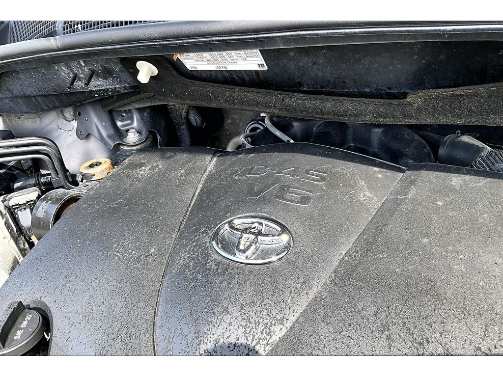 Main image 32