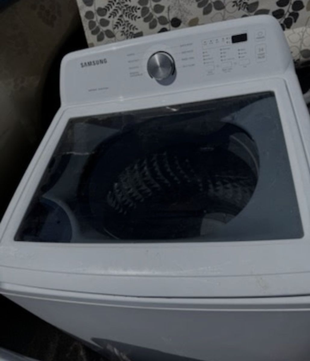 Main image 5