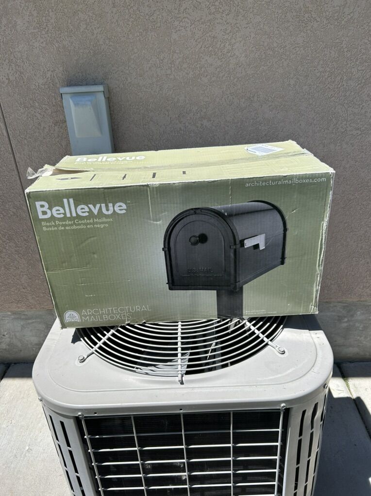 New In Box Large Black Powder Coated Mailbox