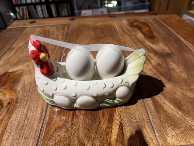 Ceramic Hen Egg Basket Salt & Pepper Shaker Set - Cute Farmhouse Kitchen Decor