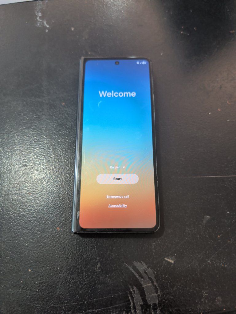 Unlocked Galaxy ZFold5 256gb