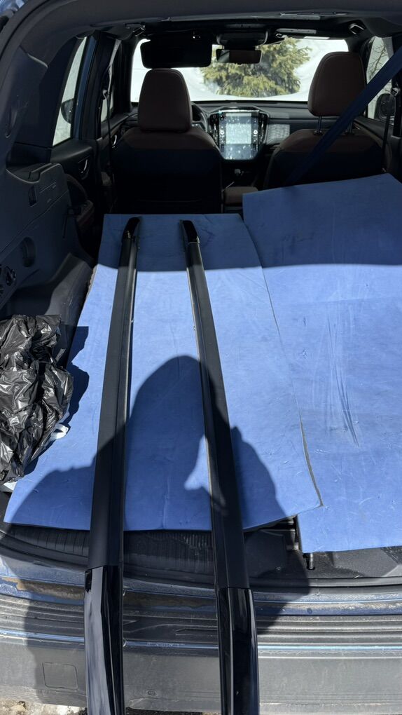 2025 + Subaru Forester Side Flush Rails. -Like New