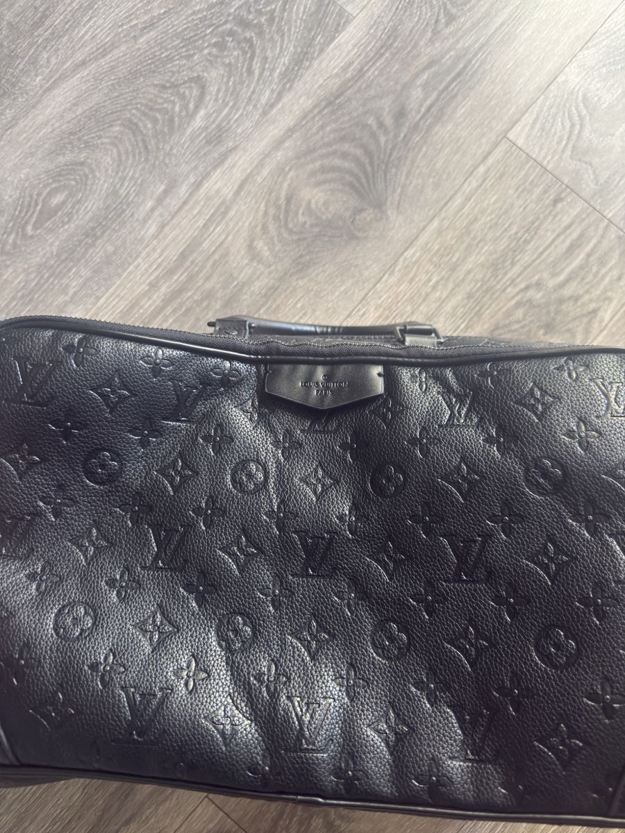 Leather duffle bag