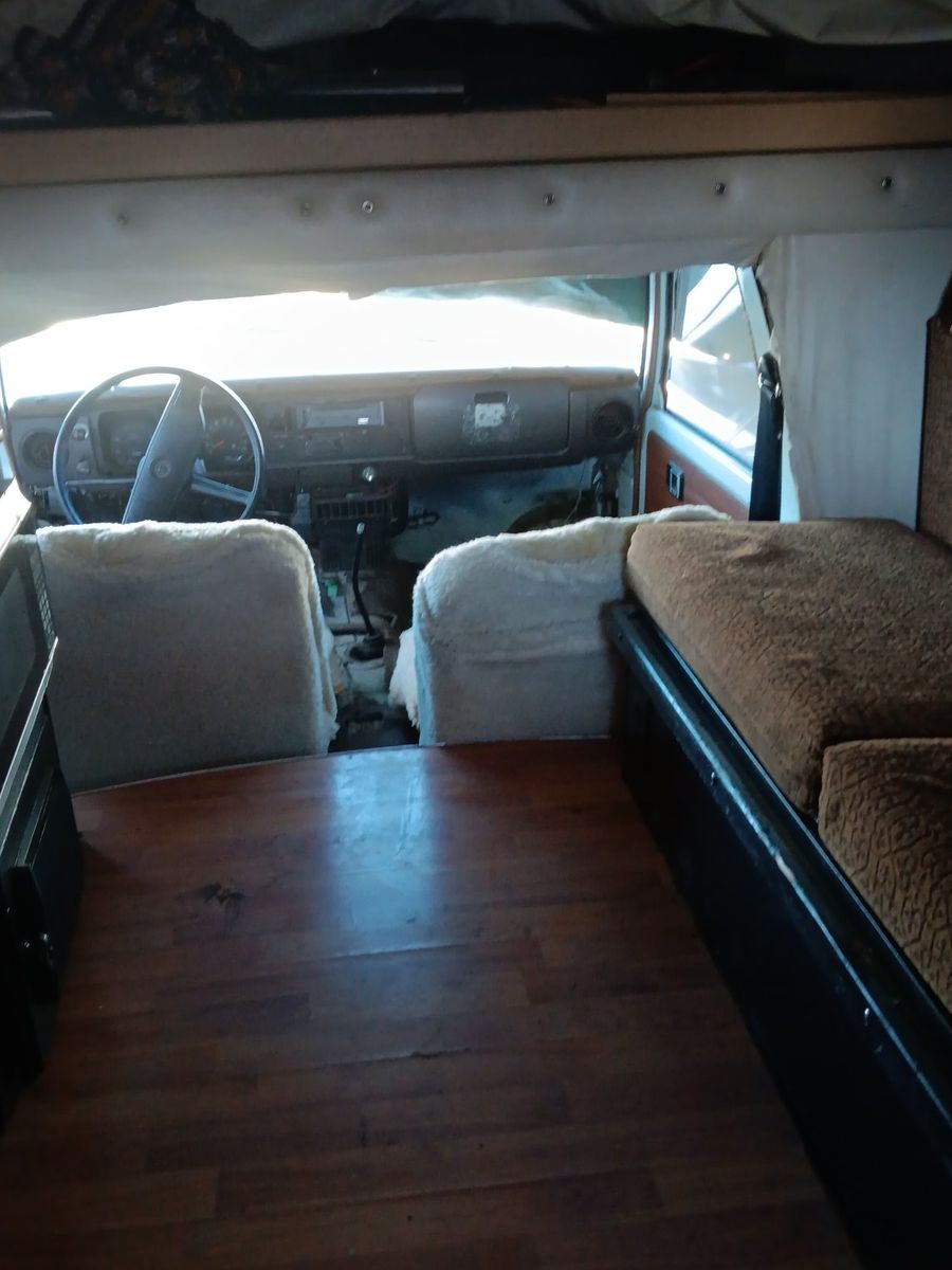 Vintage Chinook RV Camper - Classic Toyota Pickup Base