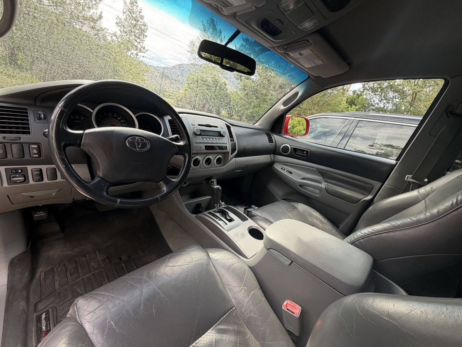 Main image 8
