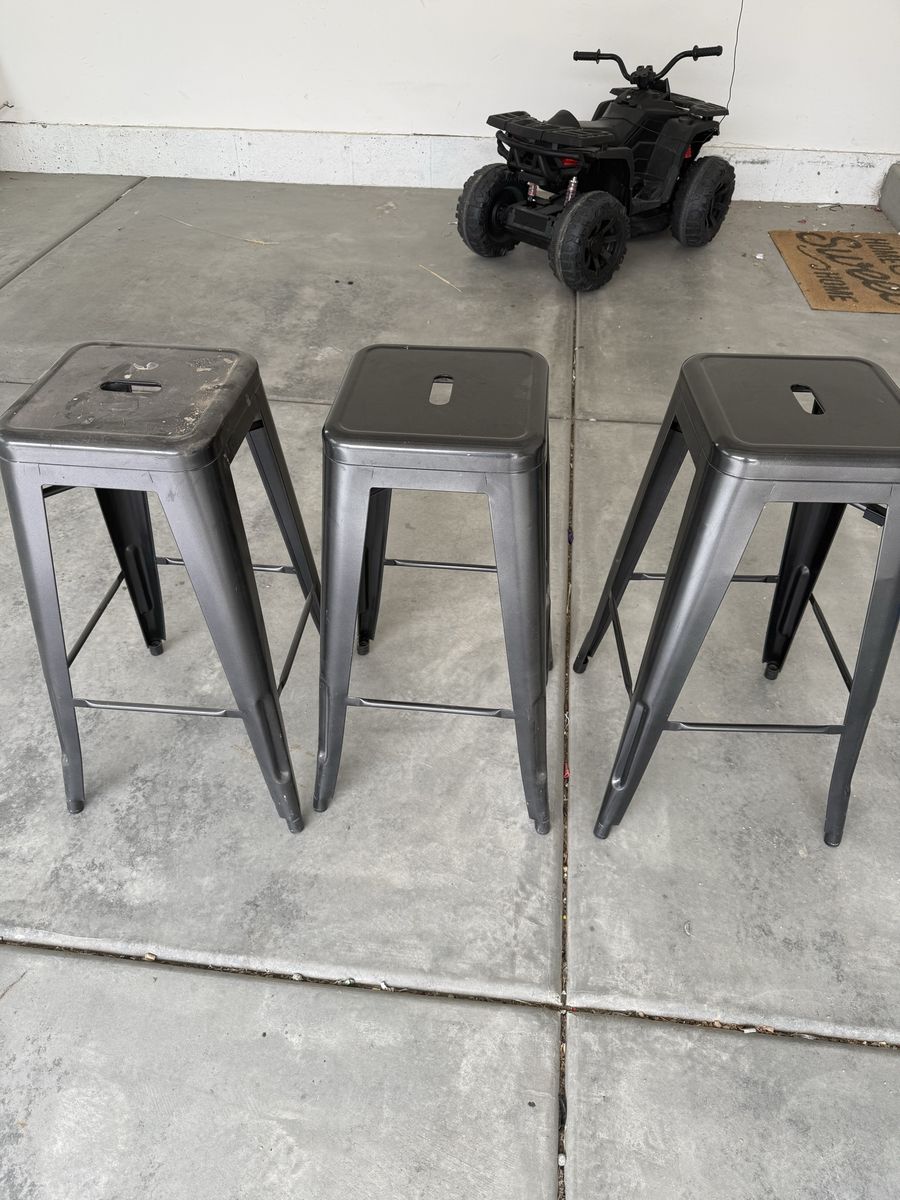 3 Metal Black Barstools