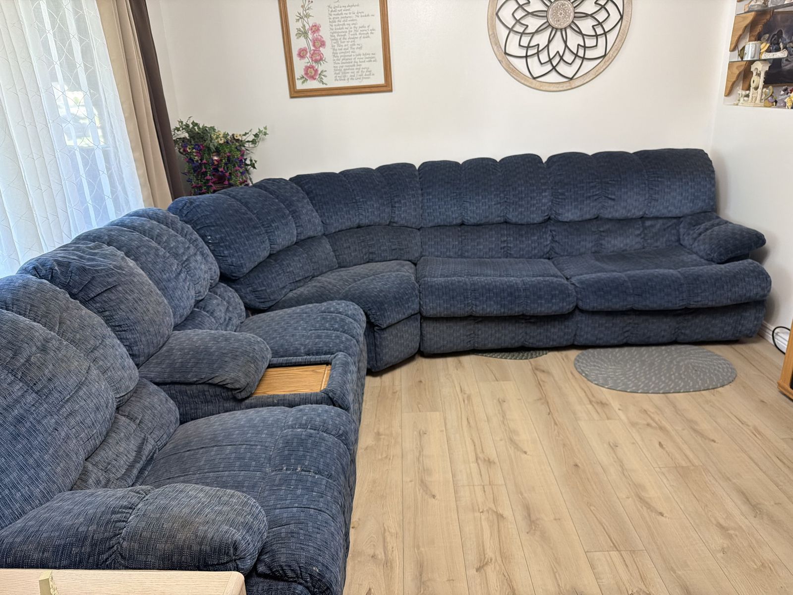 Sectional couch