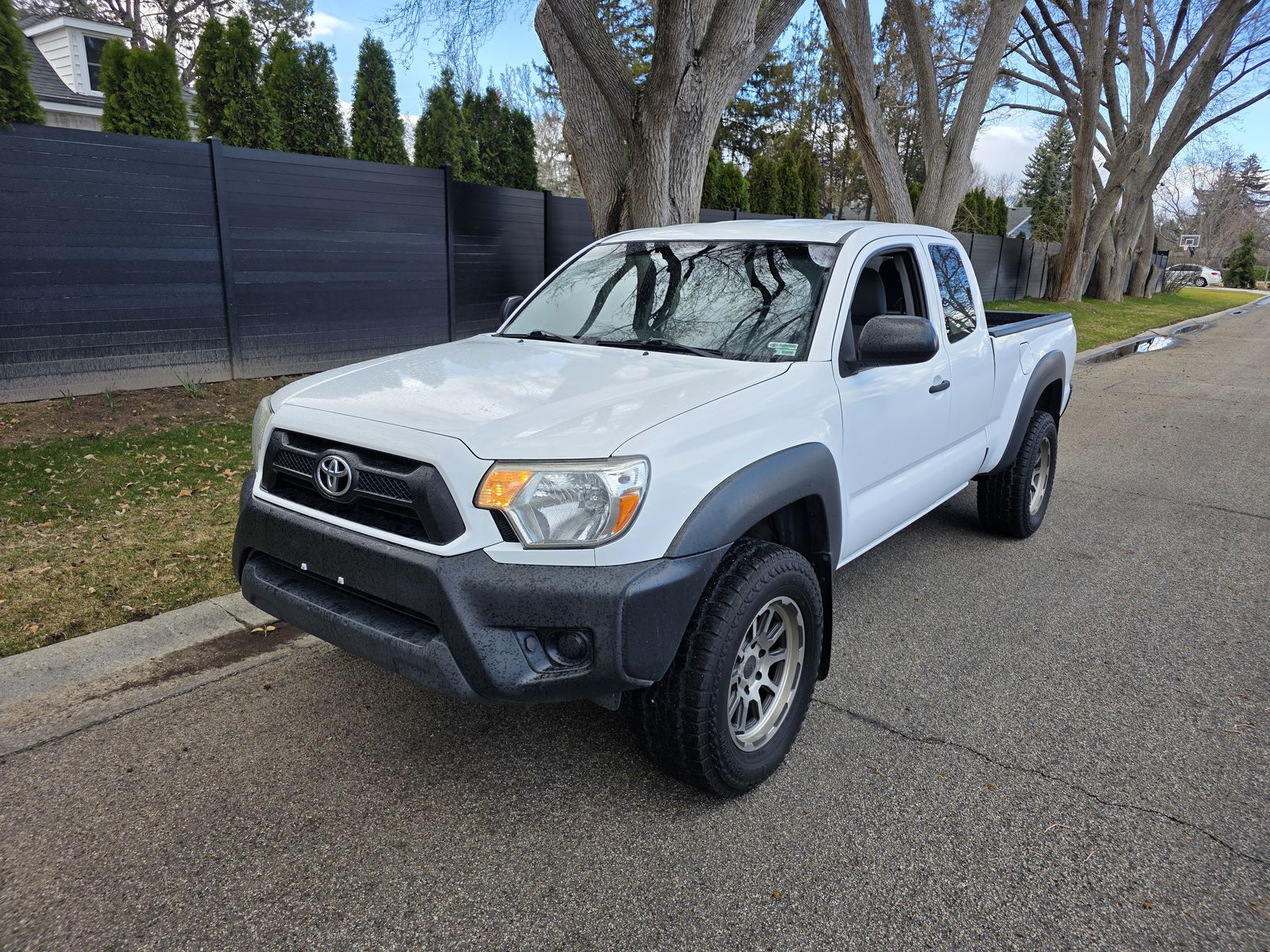 2014 TOYOTA TACOMA SR5