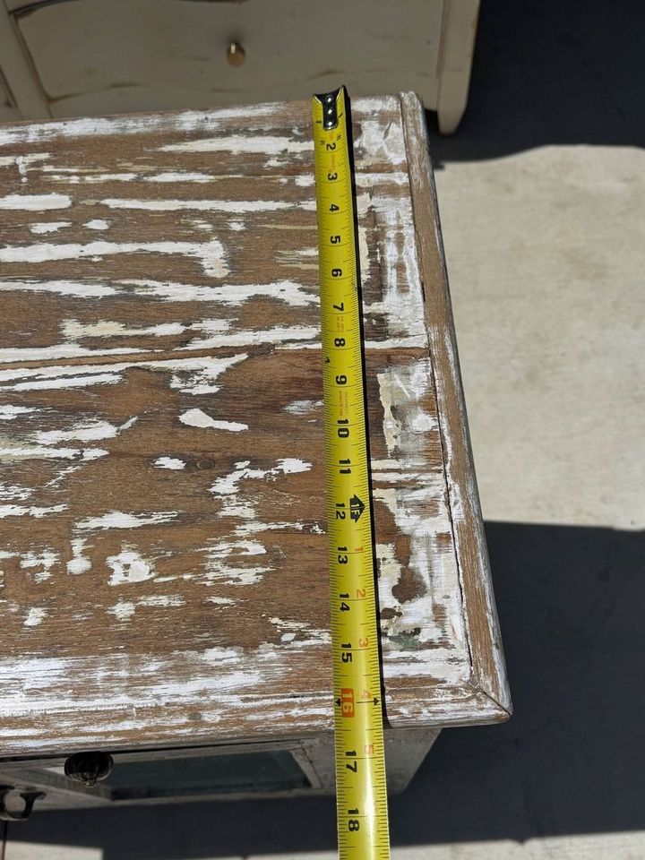 Main image 6