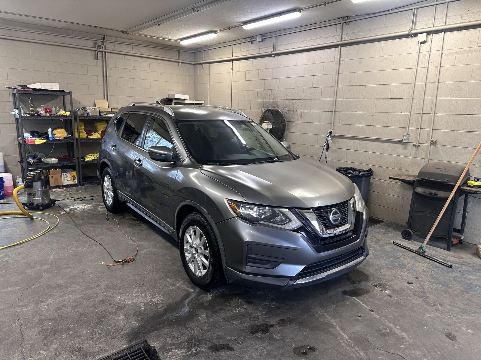2018 NISSAN ROGUE SV