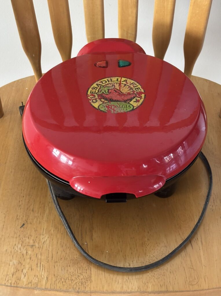 Nostalgia 6-Wedge Electric Quesadilla Maker Red