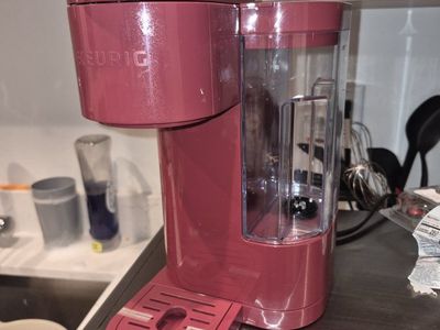 Keurig K-Mini Plus Single Serve Coffee Maker - Rose Red