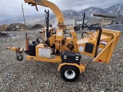 2016 Bandit 65xp chipper