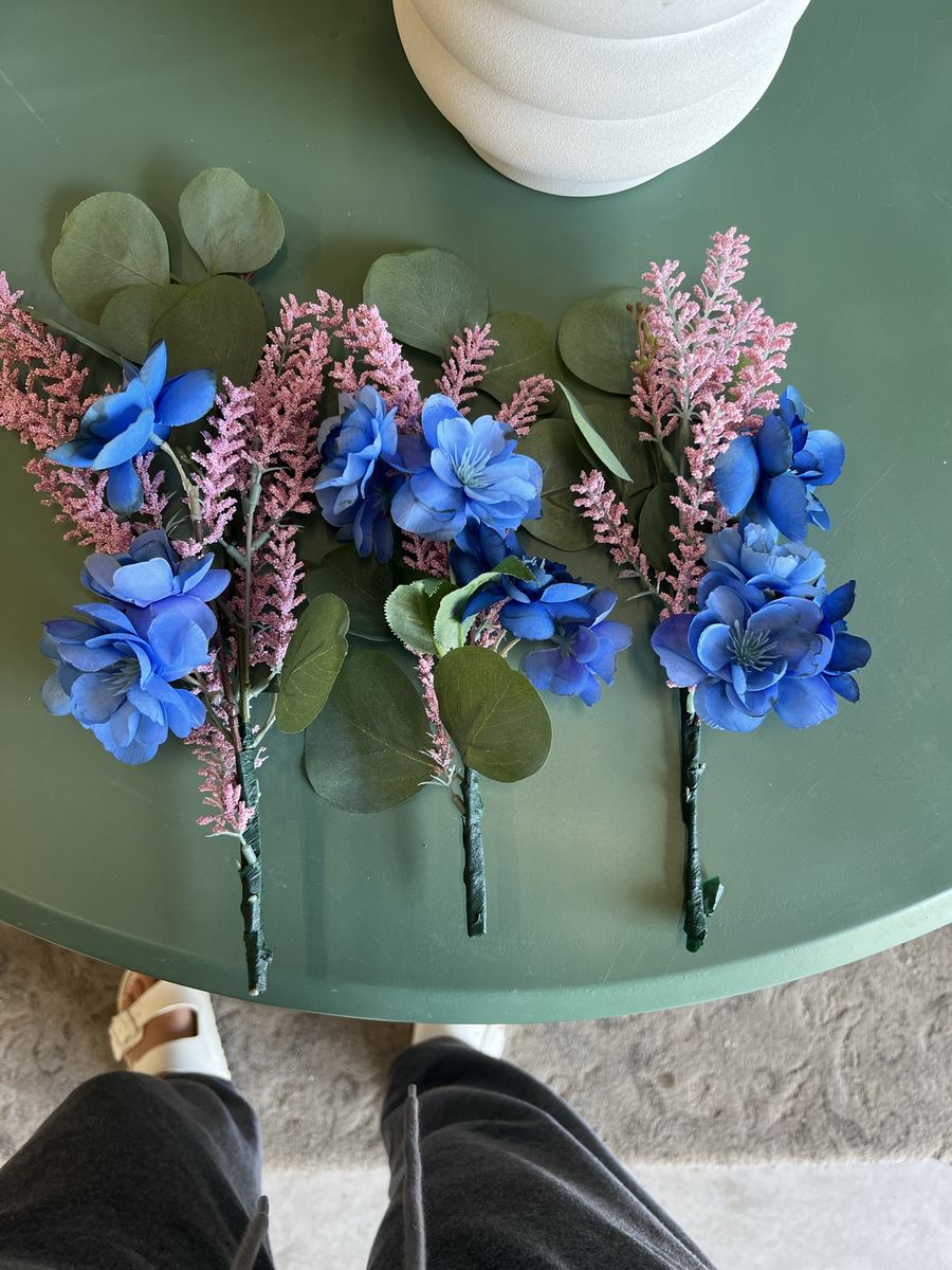 Faux flower bundles