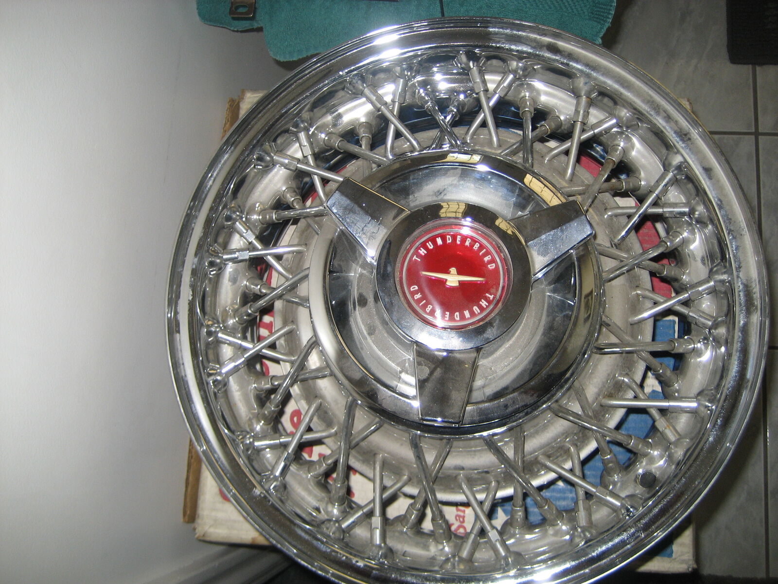 NOS MCLEAN 14"X6" FORD THUNDERBIRD WIRE WHEELS