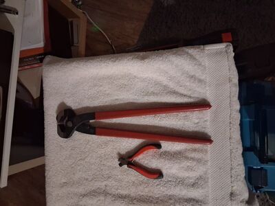 SALE pincers