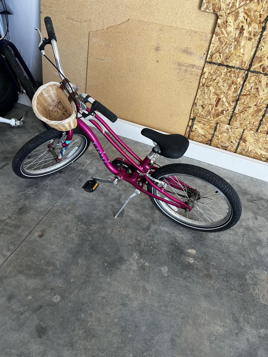 Girls Bike 20"
