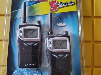 COBRA MICRO MINI PR900- 2 DX WALKIE TALKIES