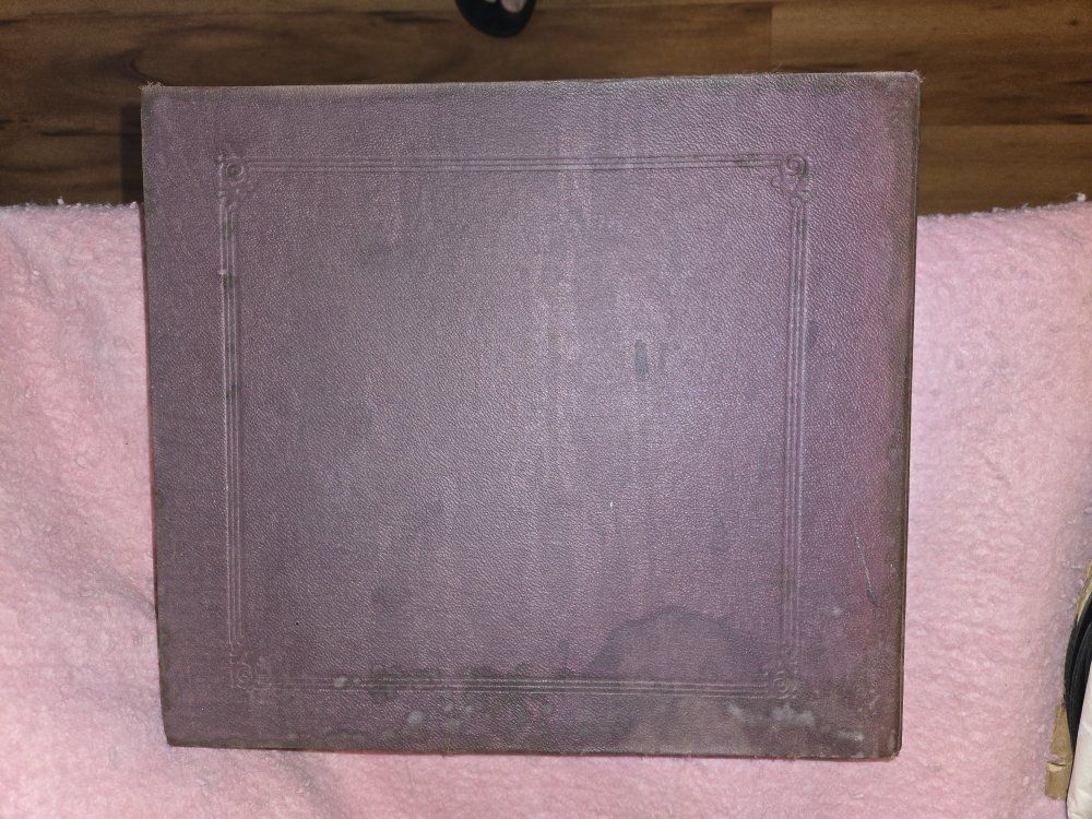 Main image 2