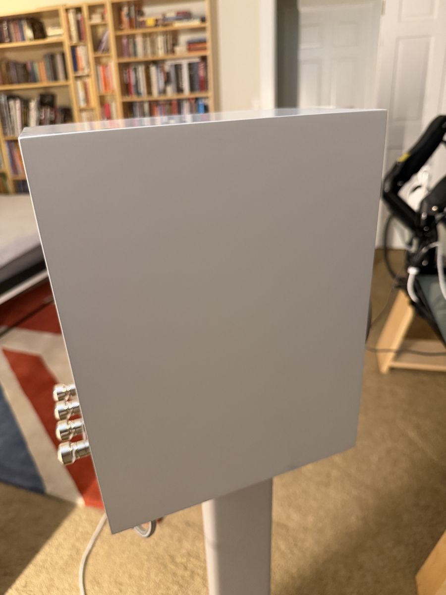 Main image 11
