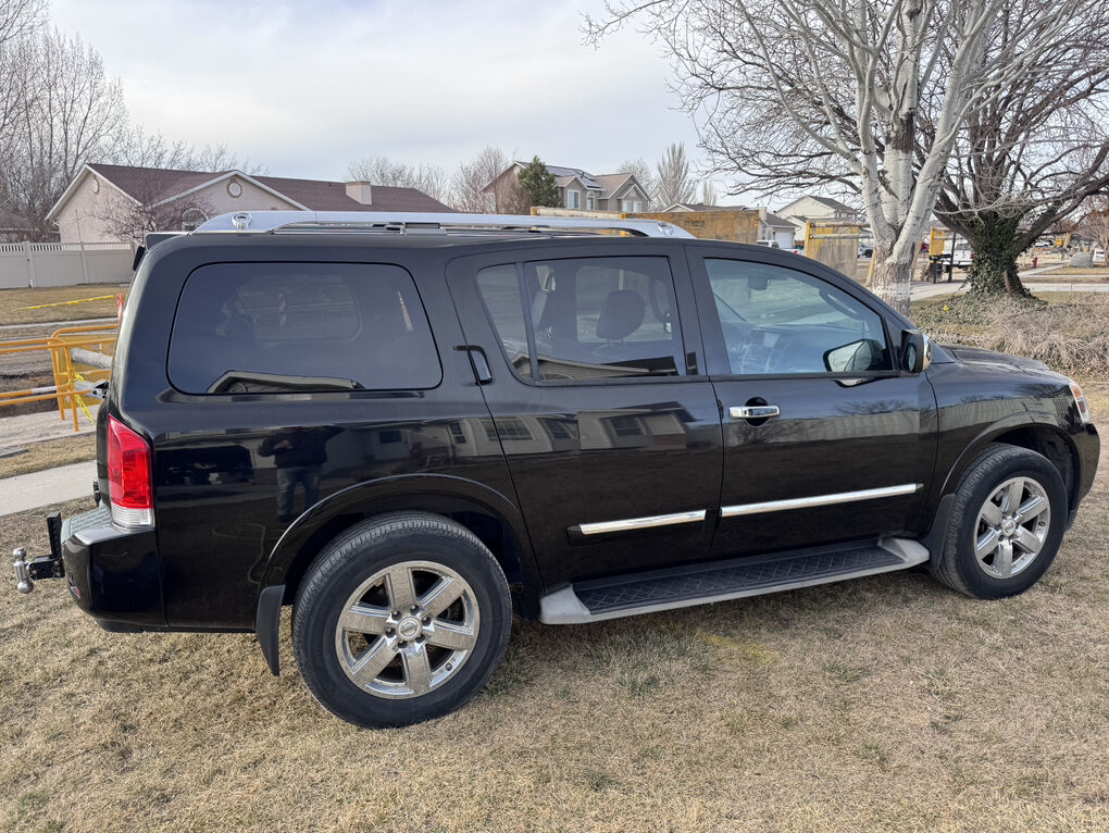 2010 NISSAN ARMADA Platinum