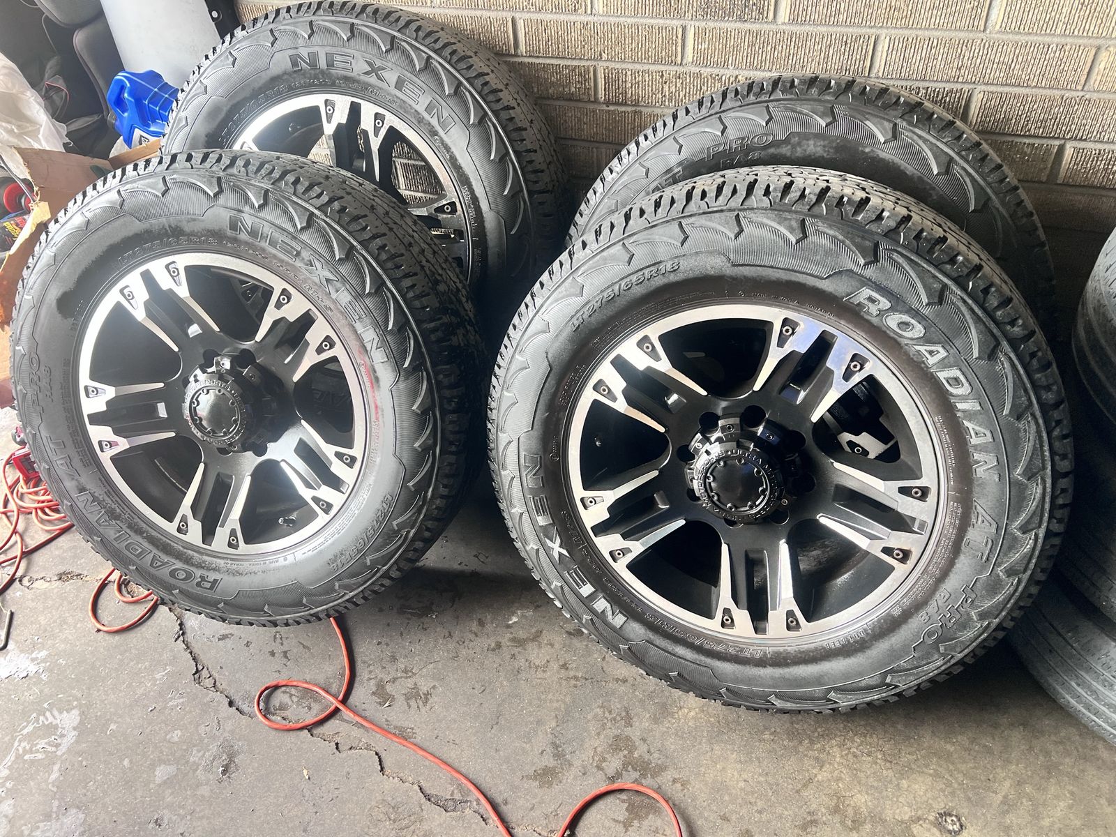 18 Wheels and Tires 8x6.5 Duramax Ram F250
