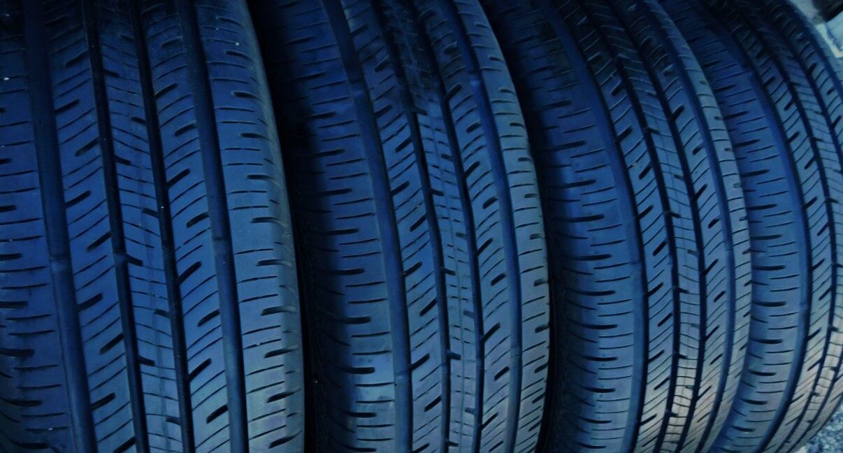 205 70R 16 Continental