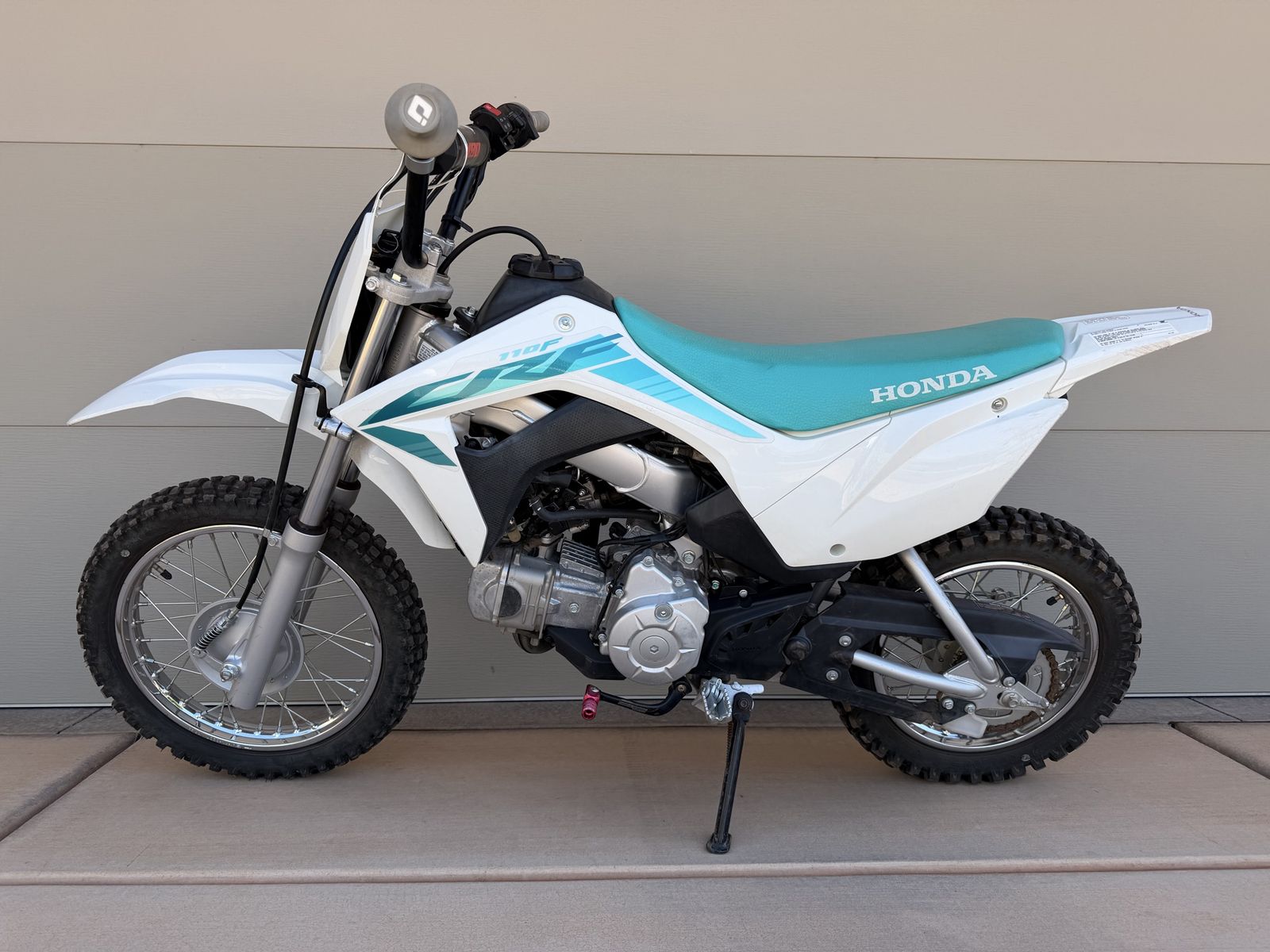 2023 Honda CRF110F Dirt Bike - White/Teal - Excellent Condition - Kids/Youth Off-Road