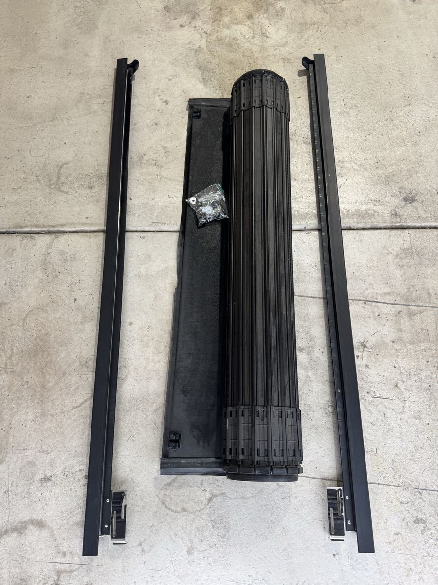 Bak Revolver X4s Rollup Tonneau Cover GMC/Chevy