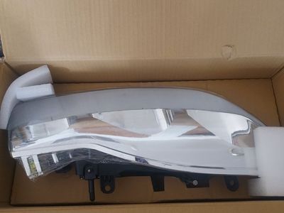 Right side Headlamp Assembly for 01-02 Saturn (NEW