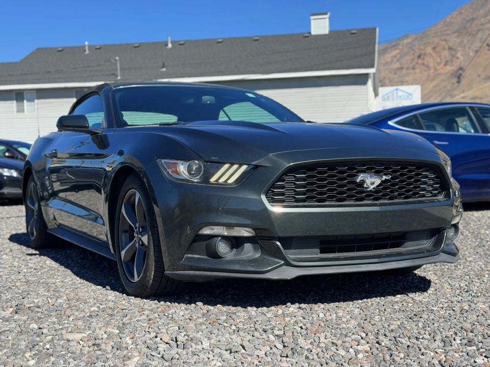 2015 FORD MUSTANG V6