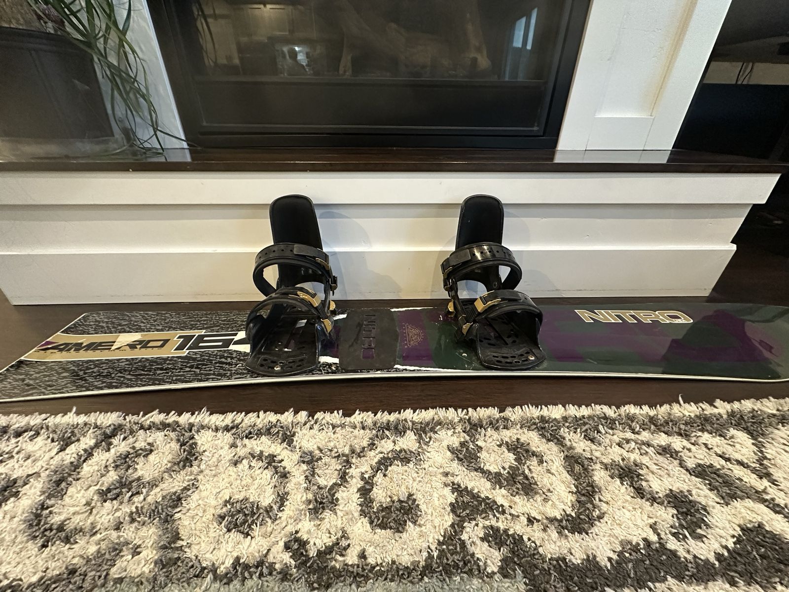 Nitro Team Exposure 154cm Snowboard with Bindings - Men's All-Mountain Freestyle