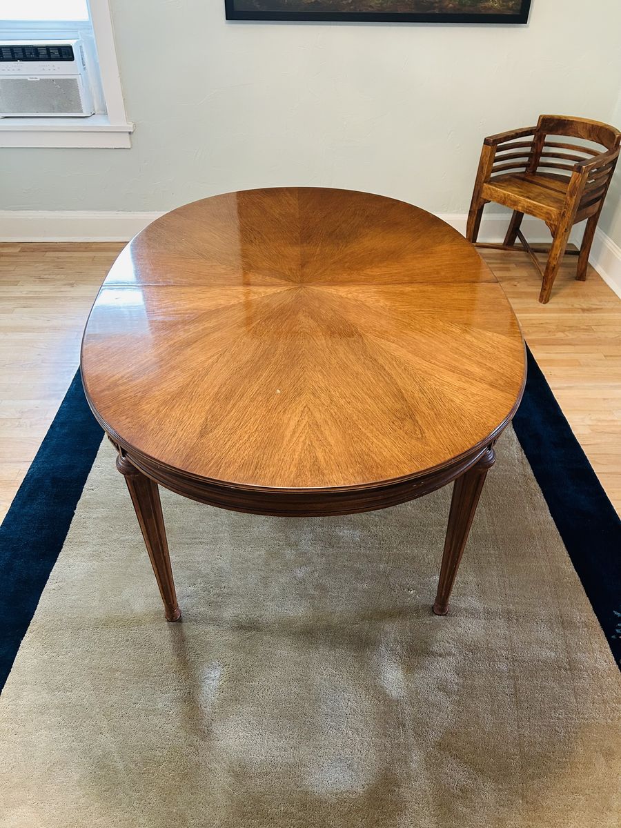 Dining Table (With leaf)