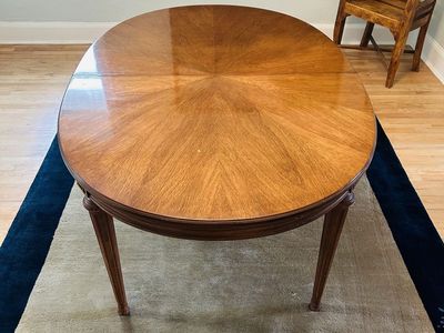 Dining Table (With leaf)