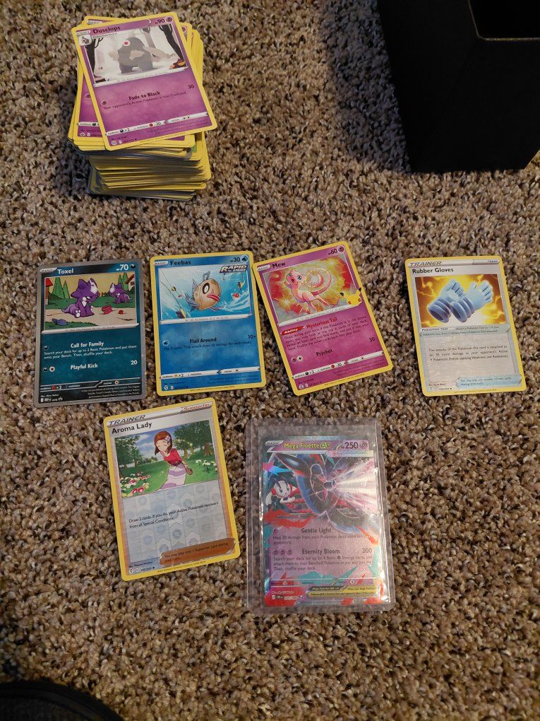 Pokémon Trading Card Game Bulk Lot with Mega Floette EX and Mew. 175 CARDS NO DUPLICATES NO ENERGIES