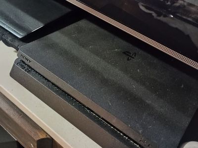 PS4 AND GAMES