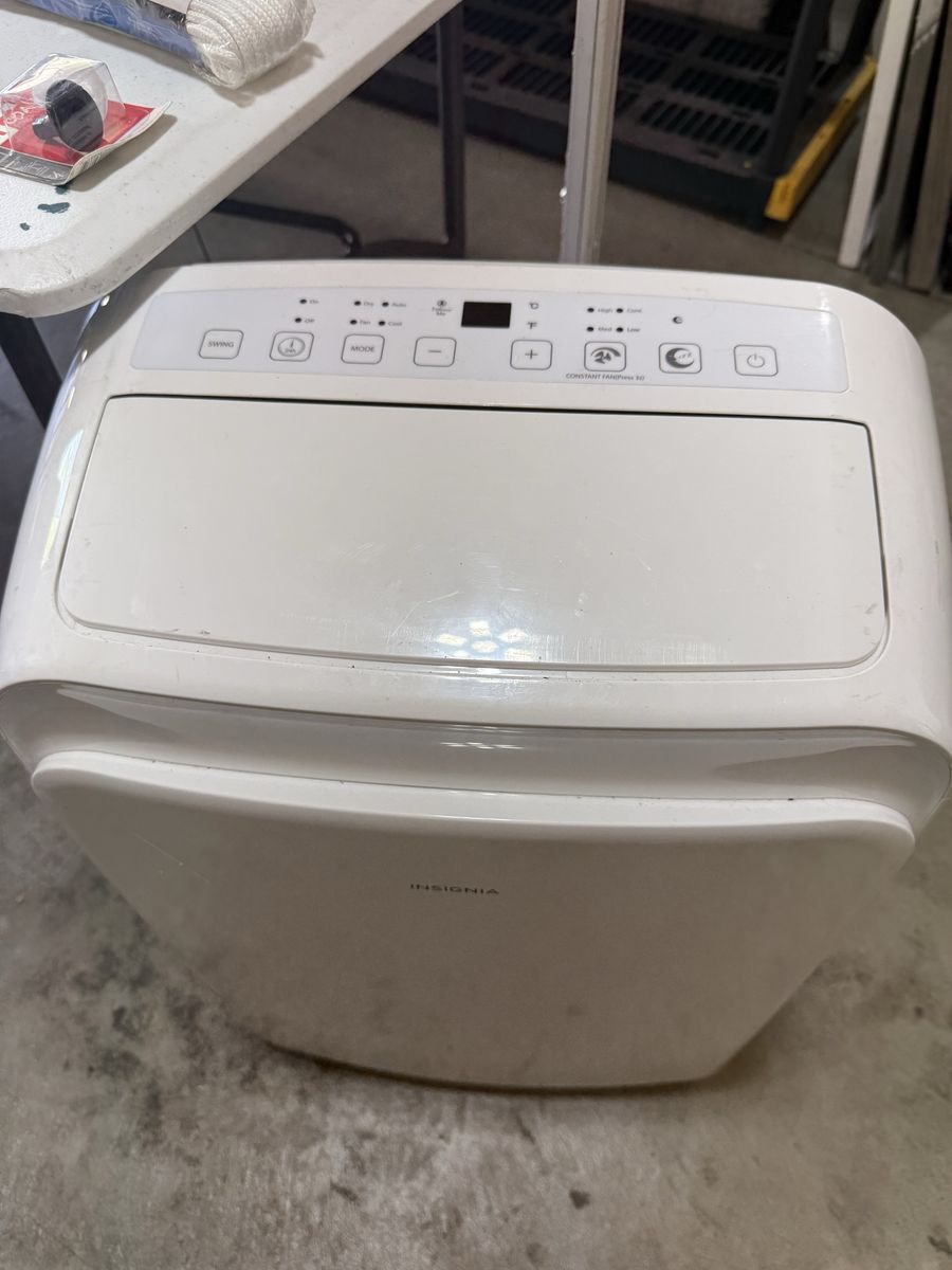 Insignia Portable Air Conditioner with Dehumidifier & Fan Functions - White