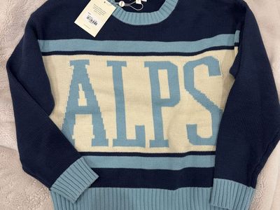 Bohme Medium Alps Sweater BRAND NEW