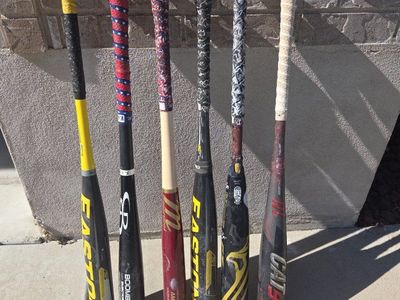 Baseball/Softball Equipment Lot: 6 Bats, Catchers Gear (Mask, Chest Protector, Shin Guards), Bag, Balls
